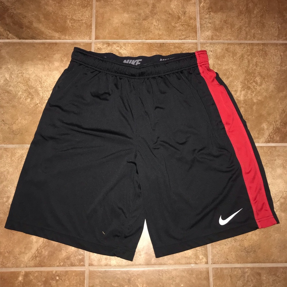 Nike Dri Fit Shorts (Black, Red)